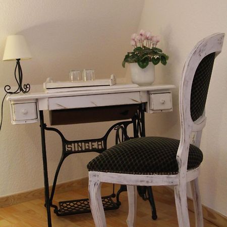 Eden Des Choux Hotel Krautergersheim Bilik gambar